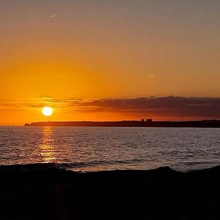 Marea Algarve - Sea View Cozy Sunny Apartment In Alvor Bagian luar foto