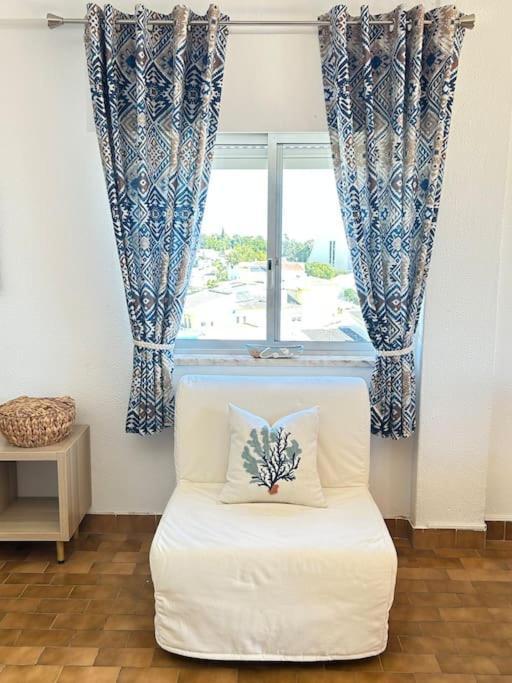 Marea Algarve - Sea View Cozy Sunny Apartment In Alvor Bagian luar foto